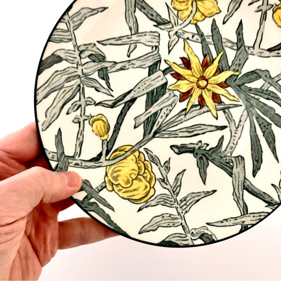 Tiffany & Co. Yellow Flowers Salad Plate, Made by MASON'S ® - Picture 11 of 15